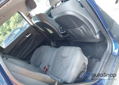 2019 Hyundai Santa Fe Se from USA, damaged, VIN 5NMS2CAD8KH014592